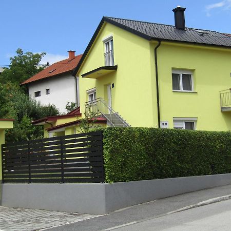 Apartman Megi & Studio Apartman Tomi - Self Check In Krapina Exterior foto