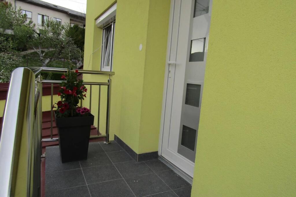 Apartman Megi & Studio Apartman Tomi - Self Check In Krapina Exterior foto