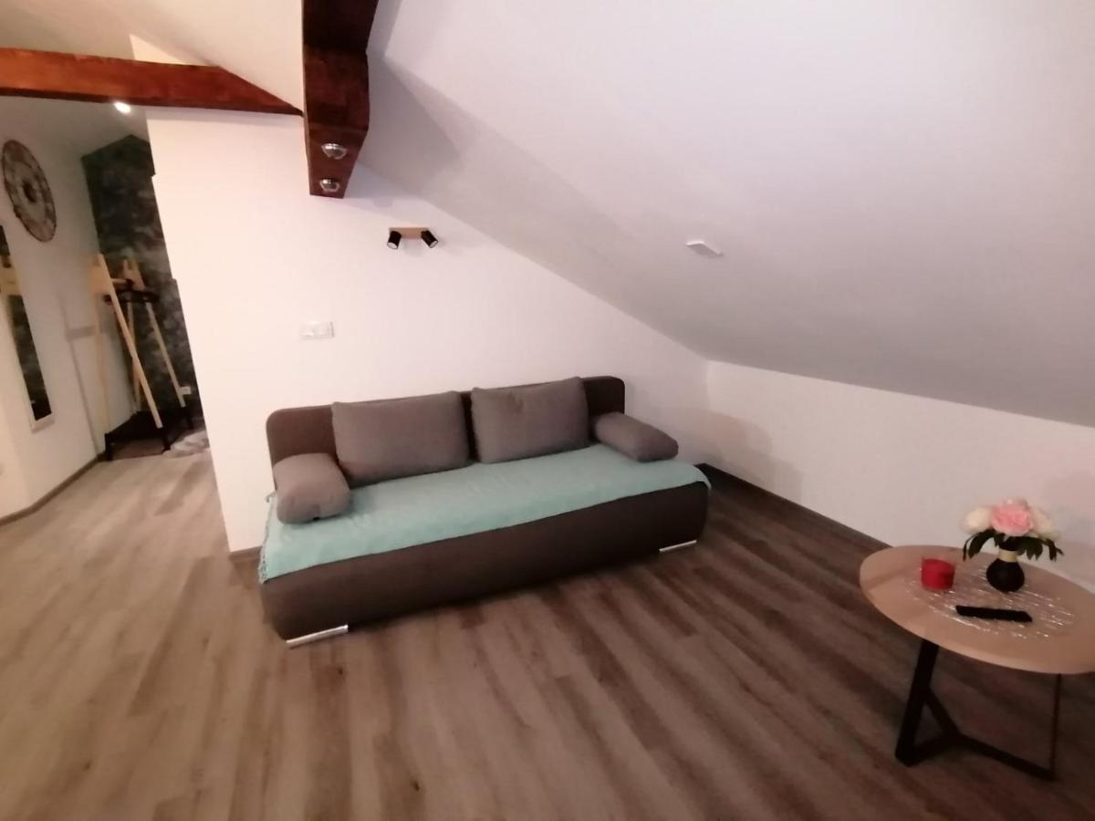 Apartman Megi & Studio Apartman Tomi - Self Check In Krapina Exterior foto