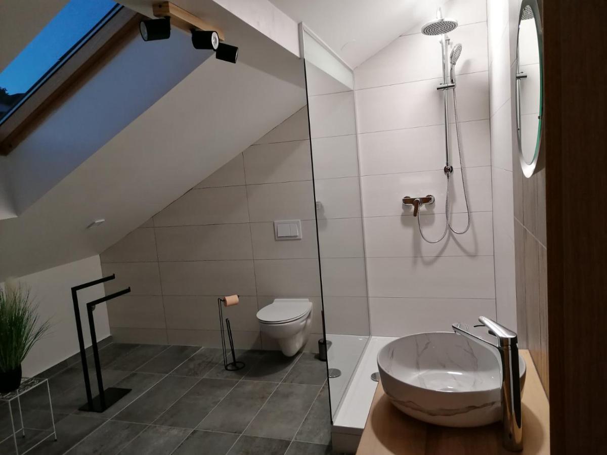 Apartman Megi & Studio Apartman Tomi - Self Check In Krapina Exterior foto