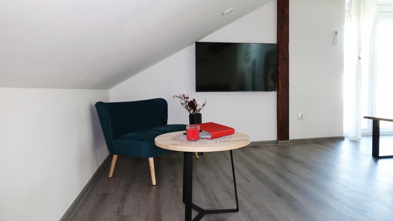 Apartman Megi & Studio Apartman Tomi - Self Check In Krapina Exterior foto
